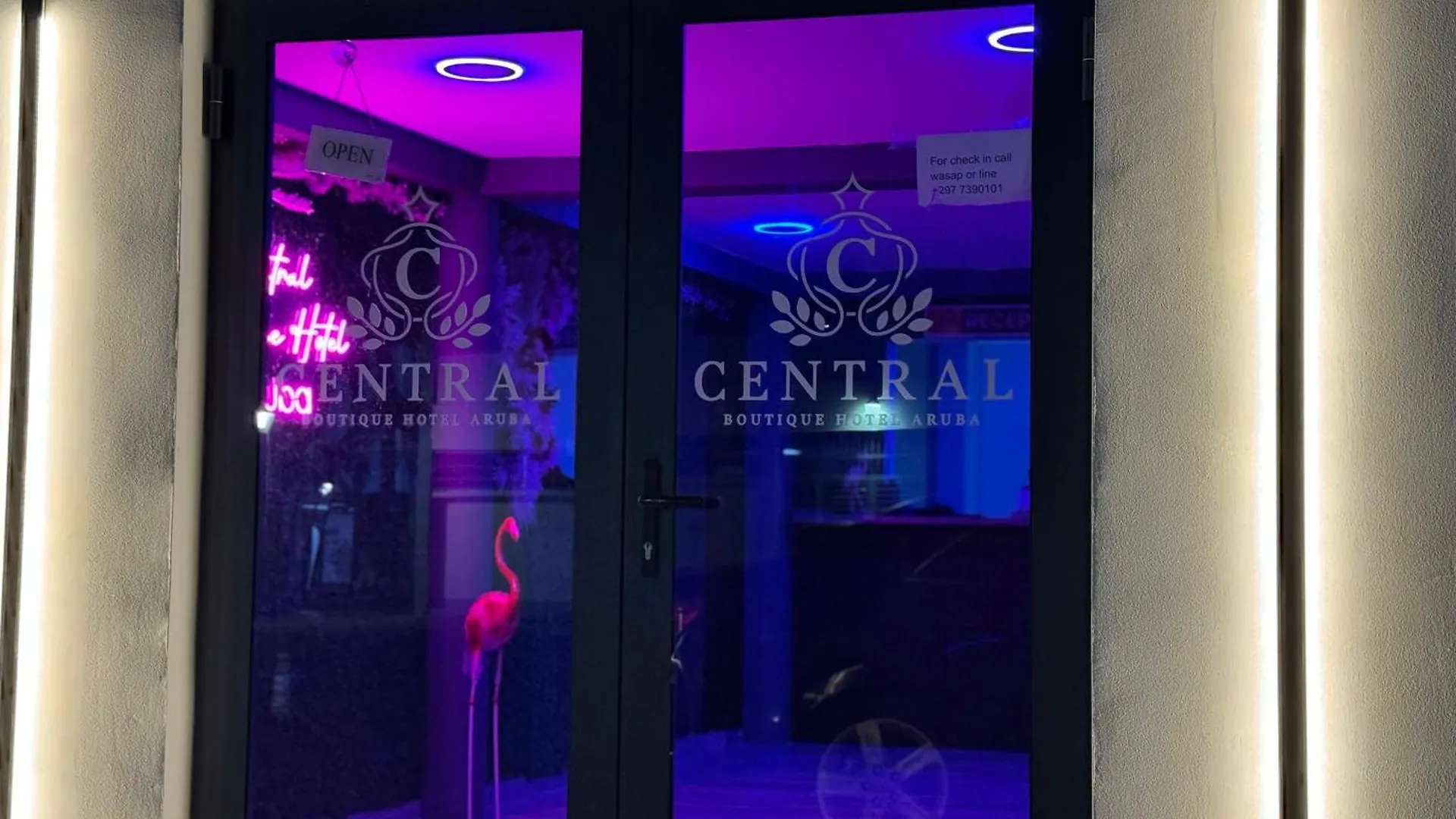 Central Boutique Hotel Oranjestad 2*,  Aruba